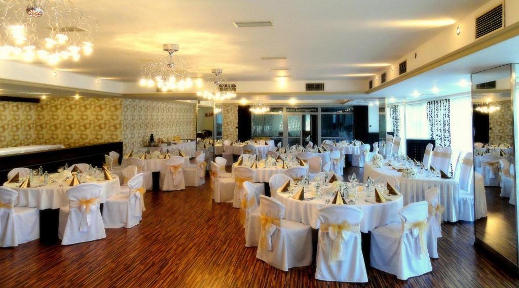 Hotel Druzba 3*